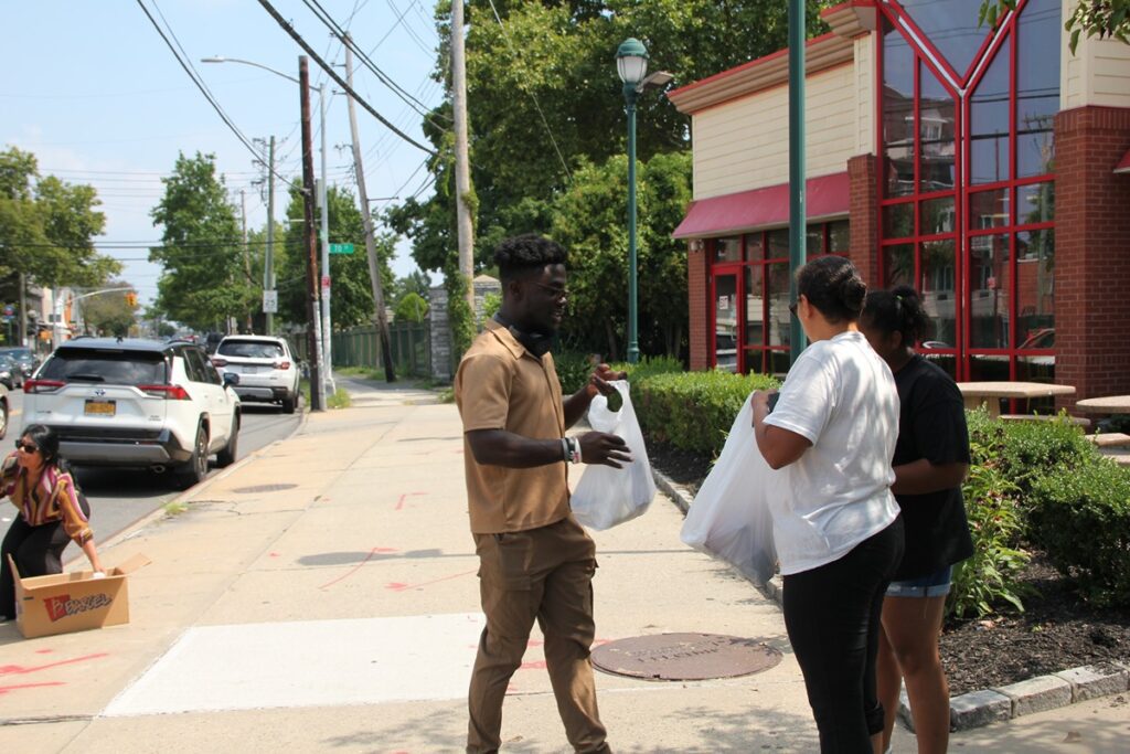 Sidewalk Outreach August 25, 2024 IMG 0346